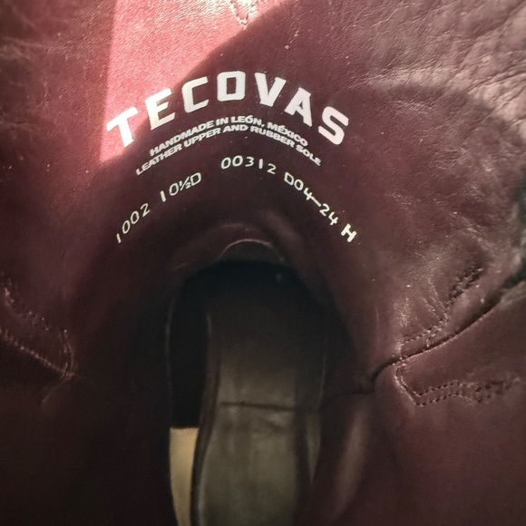 Tecovas Earl Ropers Red and Black main image 4